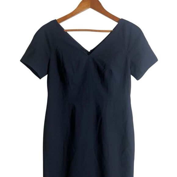 NWT! Banana republic black wool blend short sleeve dress - Picture 2 of 9